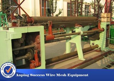 CINA PVC Coated Livestock Wire Netting Machine Dengan Kontrol PLC Penampilan Menarik pemasok