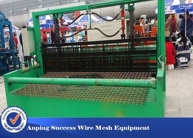 CINA Sepenuhnya otomatis Crimped Wire Mesh Weaving Machine Untuk Tenun Meshes 4KW pemasok