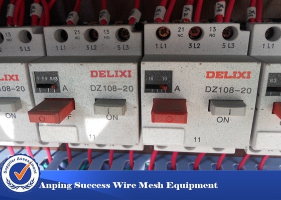 CINA 2500mm PLC Chain Link Mesh Membuat Mesin Tenun Kecepatan Tinggi pemasok