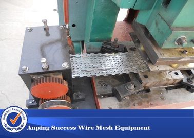 CINA 0.3-0.5mm Material Ketebalan Mesin kawat pisau untuk kebutuhan produksi BTO-22 pemasok