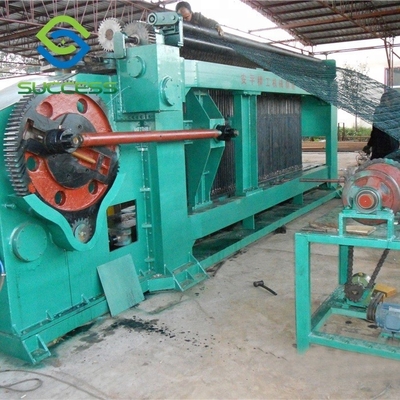CINA 3m Hexagonal Wire Netting Machine 380V/50Hz Dengan Diameter Wire 0,3-2,5mm pemasok